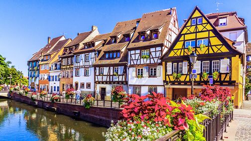 Voiture de location Turo à Colmar, dans l'Est de la France