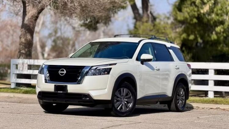 Nissan Pathfinder rental on Turo