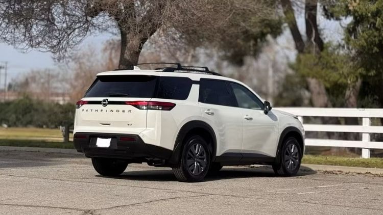 Nissan Pathfinder rental on Turo