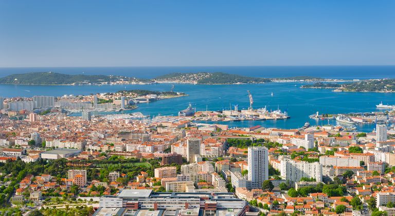 Location de voiture familiale à Toulon sur Turo
