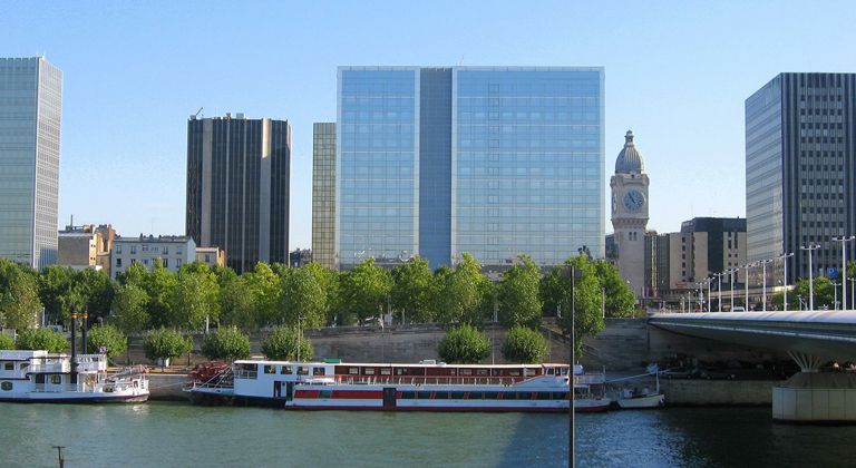 Location de voiture à la Gare de Bercy (Paris) sur Turo