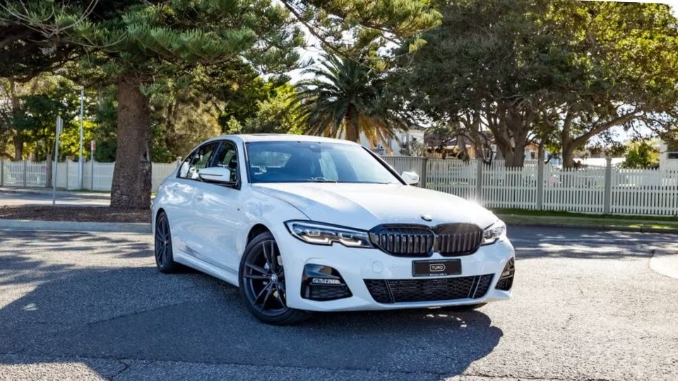 BMW 3 SERIES 2022 car hire on Turo in Coffs Harbour