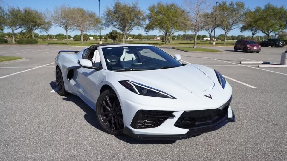 Chevrolet Corvette car rental in Palm Bay on Turo