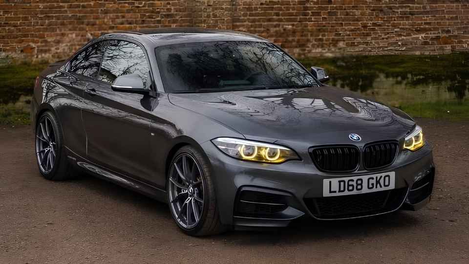 BMW M2 sports car rental in United Kingdom on Turo