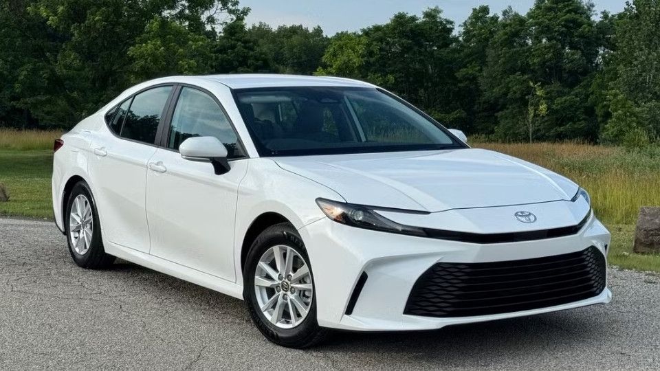 Toyota Camry Hybrid rental in Rome, GA on Turo