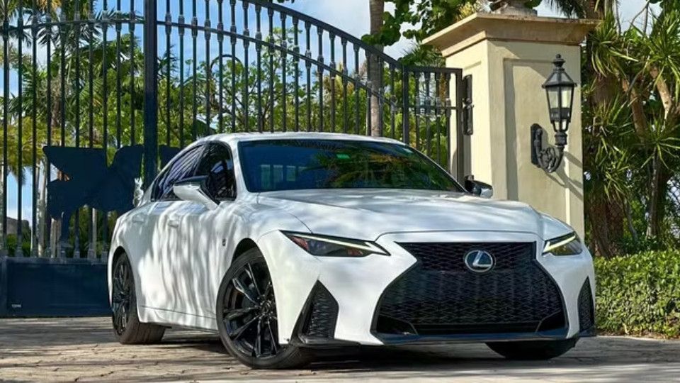 Lexus IS rental in United States on Turo