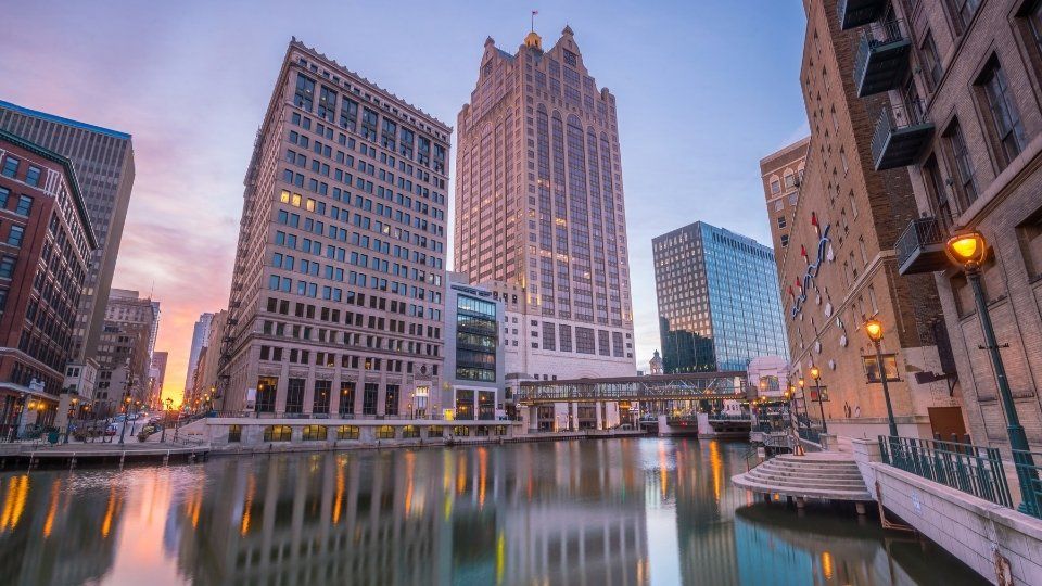 Milwaukee, WI