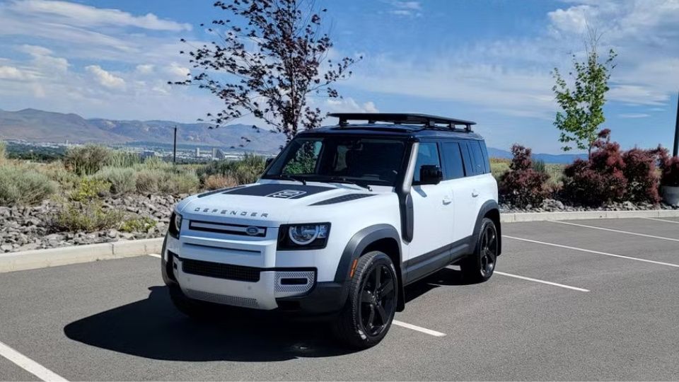 Land Rover Defender AWD car rental in South Lake Tahoe on Turo