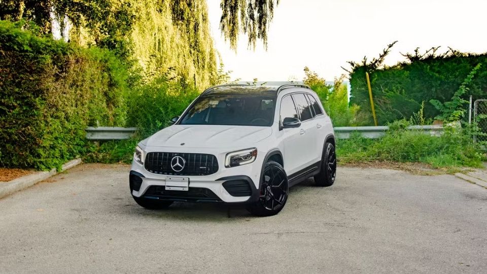 Mercedes-Benz GLB-Class car rental Gander, NL