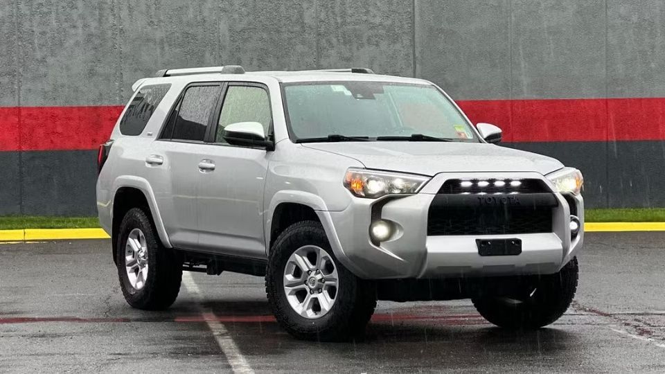 Toyota 4Runner car rental in Hagerstown on Turo