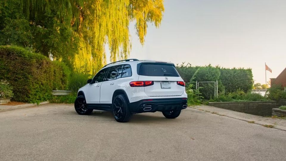 Mercedes-Benz GLB-Class car rental Gander, NL