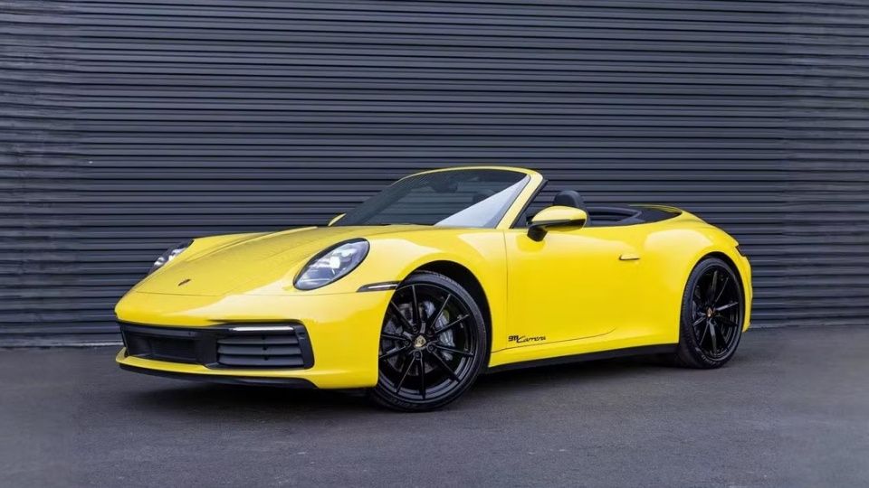 Porsche 911 car rental in Stuart on Turo