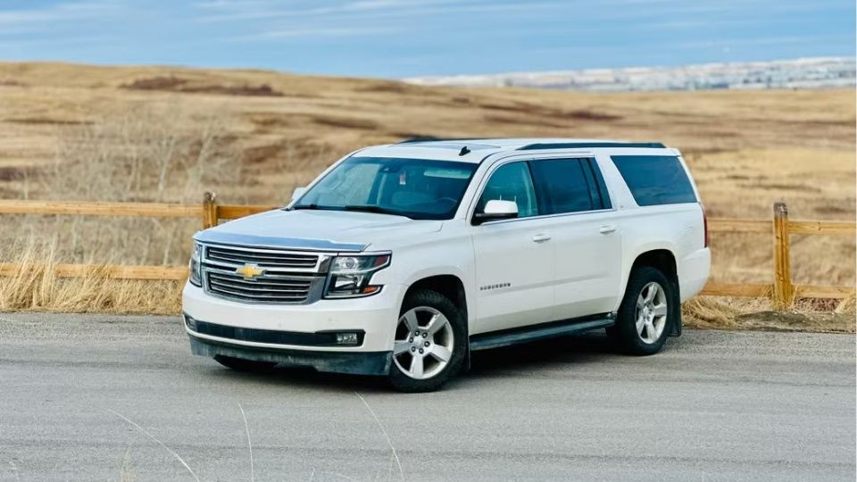 Chevrolet Suburban car rental in Banff on Turo