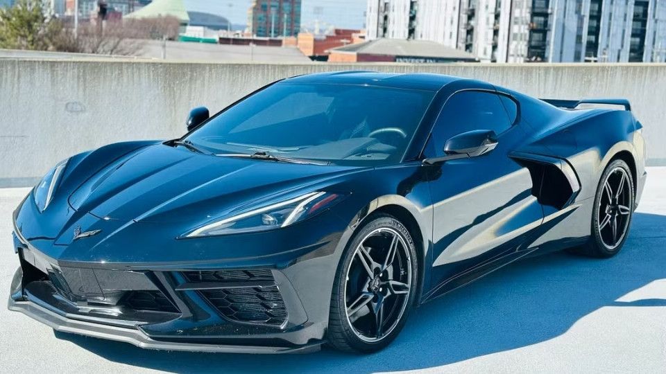 Chevrolet Corvette luxury car rental Louisville, KY