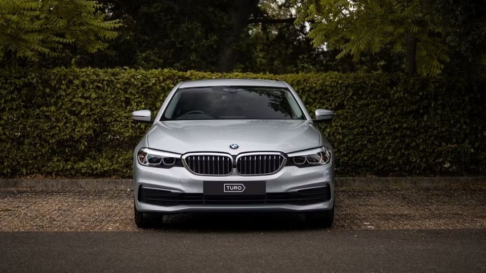 BMW 5 Series car rental in Bury on Turo