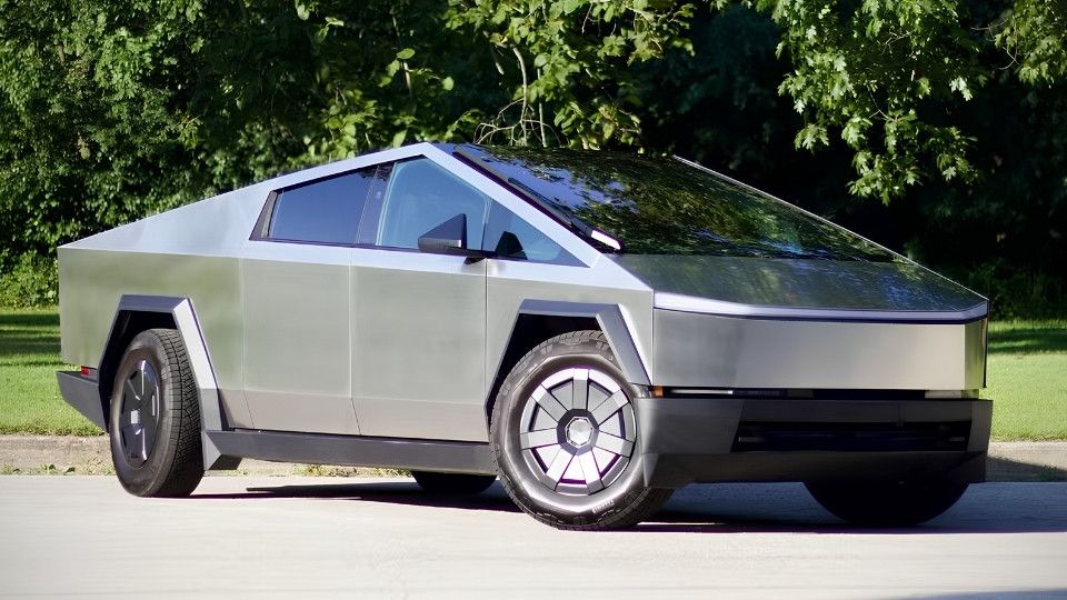 Tesla Cybertruck rental in Kansas City, MO on Turo