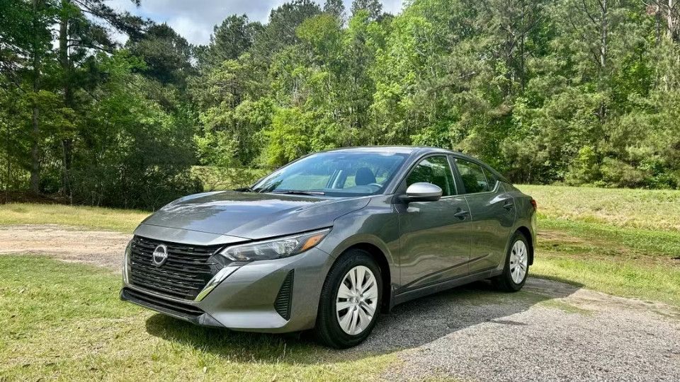 Nissan Sentra car rental in Hilton Head Island on Turo