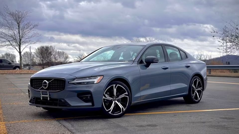 Volvo S60 2024 car rental Franklin, TN