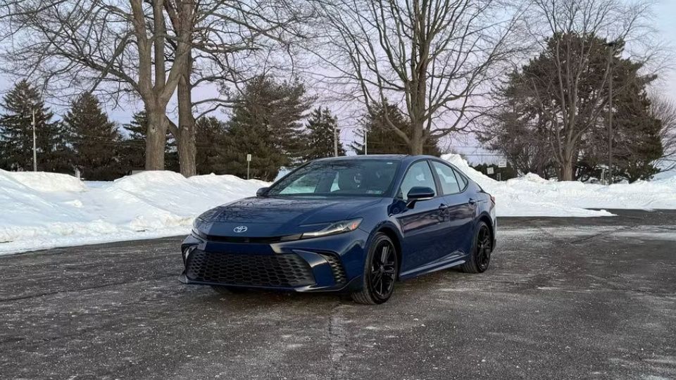 Toyota Camry car rental in Salina on Turo