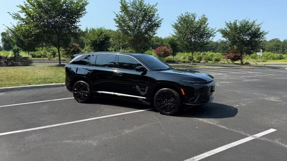 Jeep Wagoneer S car rental at Atlantic City International Airport on Turo