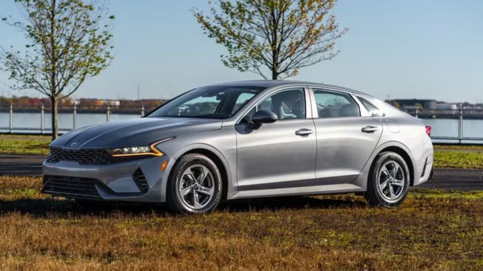 Kia K5 car rental in Lancaster on Turo