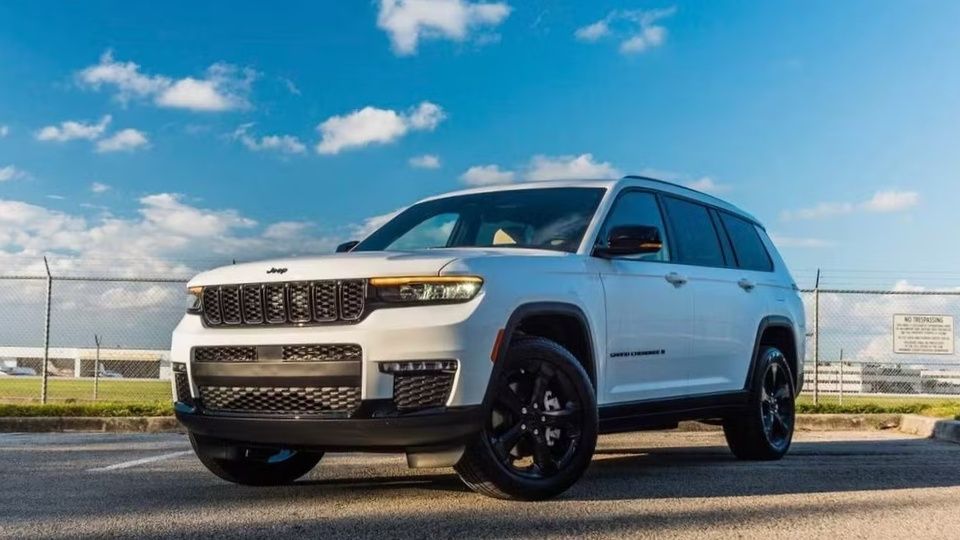 Jeep Grand Cherokee car rental in Stamford on Turo