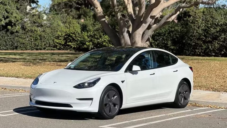 Tesla Model 3 2022 car rental in Carson City on Turo