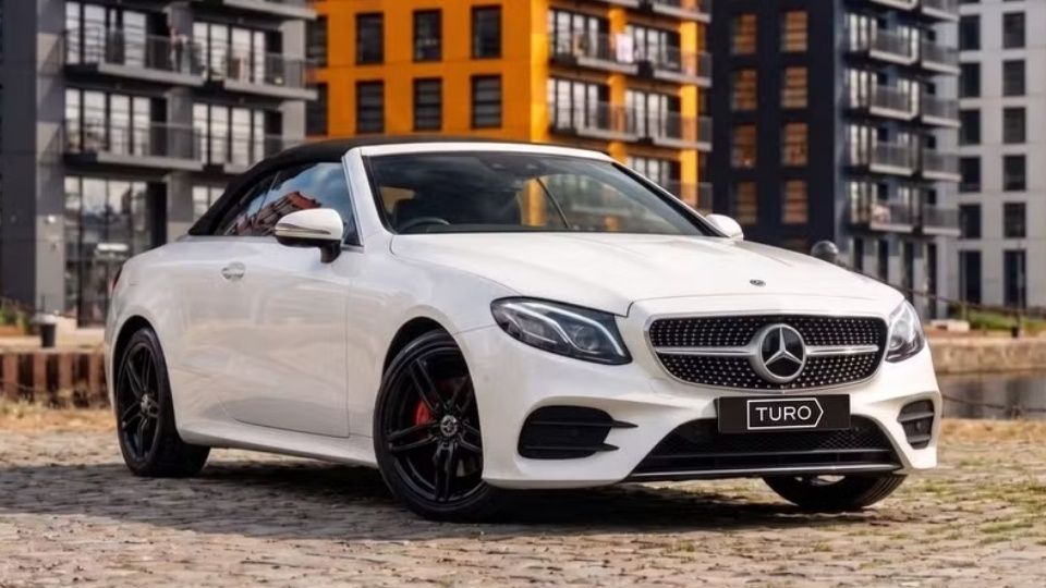 Mercedes-Benz E-Class convertible car rental in United Kingdom on Turo