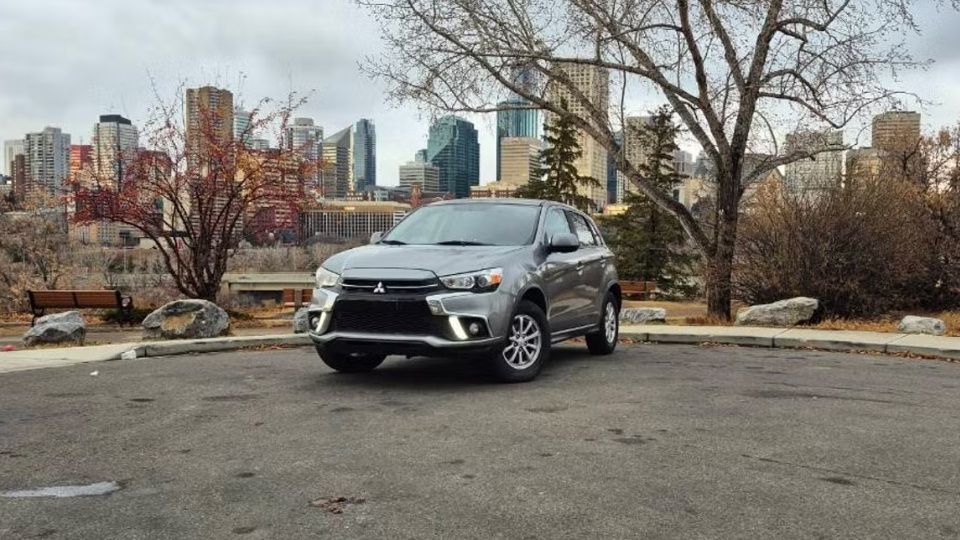 Mitsubishi car rental in Leduc on Turo