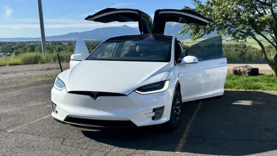 Polestar 2 rental Grants Pass, OR