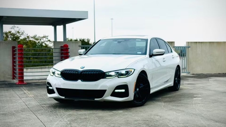 BMW 3 Series car rental in Sugar Land on Turo