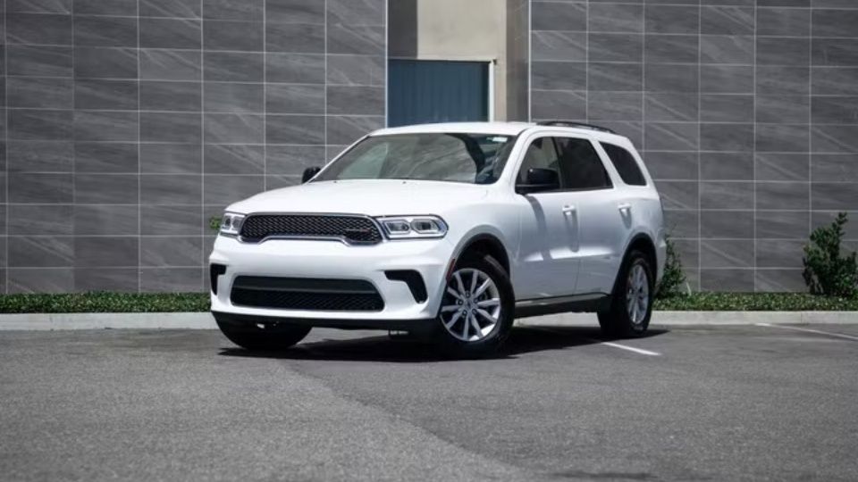 Dodge Durango SUV rental in Topeka on Turo