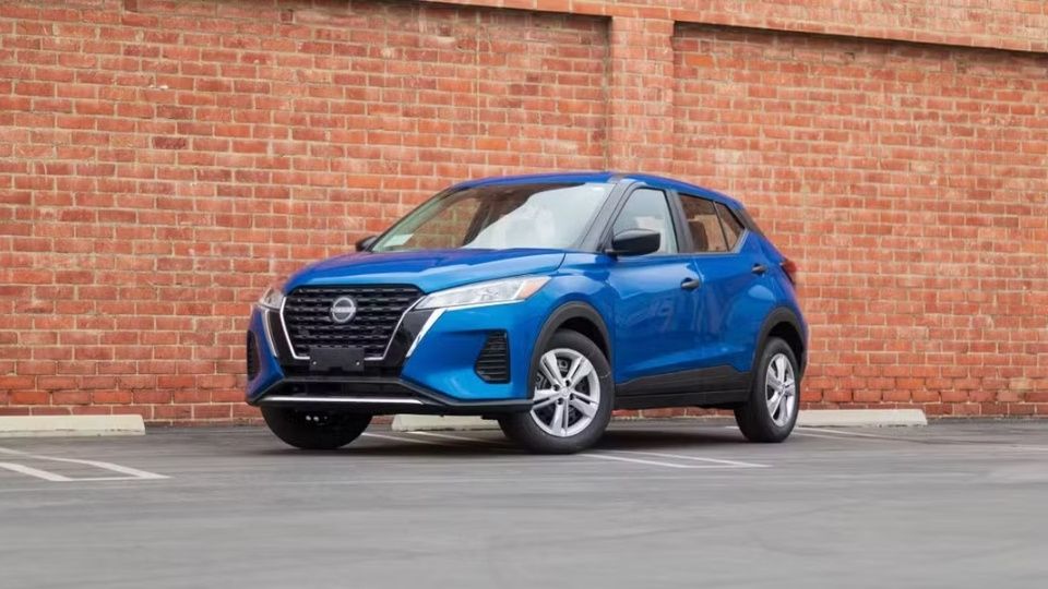 Nissan Kicks car rental in Glendale on Turo