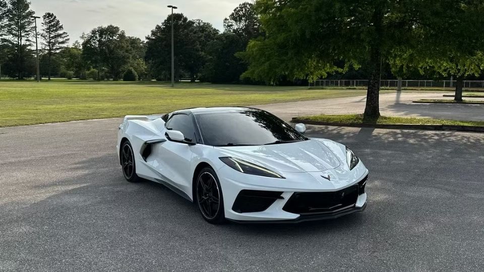 Chevrolet Corvette 2021 car rental in Foley on Turo