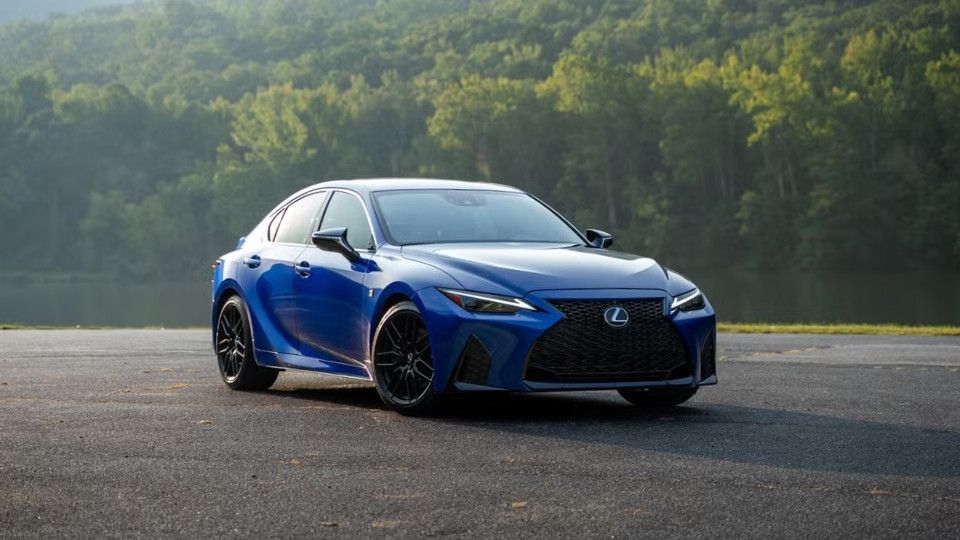 Lexus IS sedan rental in Chattanooga on Turo