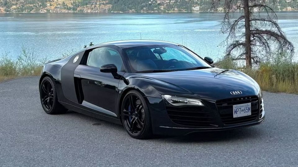Audi R8 car rental Penticton, BC