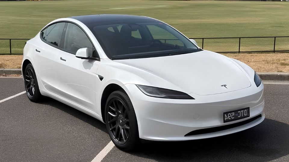 Tesla MODEL 3 electric car rental in Australia on Turo