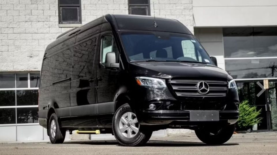 Mercedes-Benz Sprinter 2024 van rental Cleveland, OH