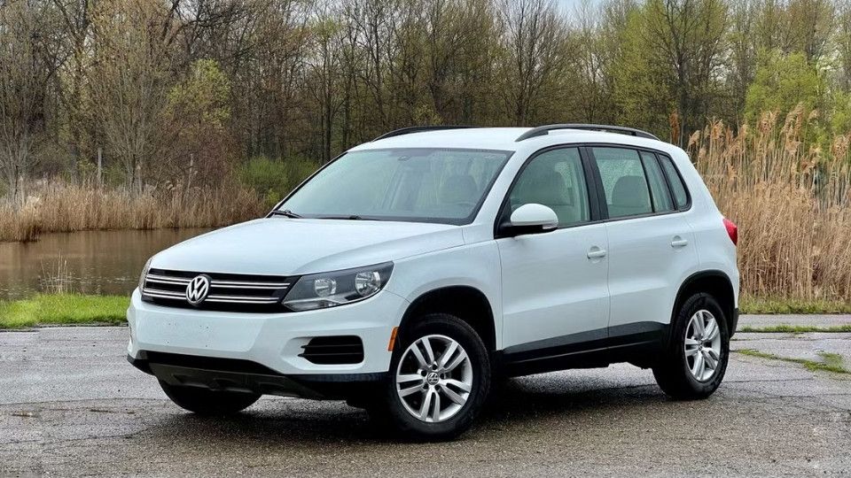 Volkswagen Tiguan SUV car rental in Toledo on Turo