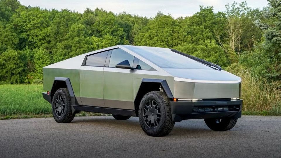 Tesla Cybertruck car rental in Kalamazoo on Turo