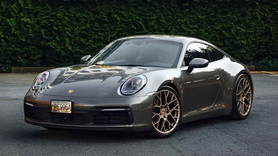 Porsche 911 rental in Vancouver International Airport (YVR) on Turo