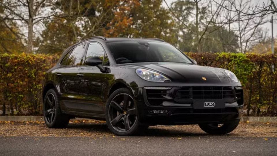 Porsche Macan rental in United Kingdom on Turo