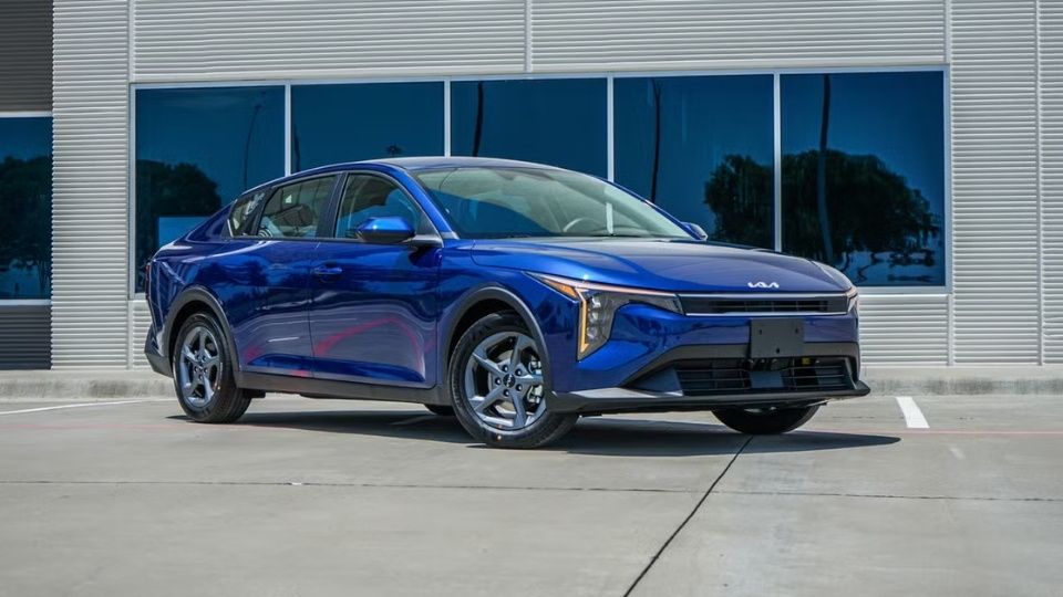 Kia K4 car rental in Odessa on Turo
