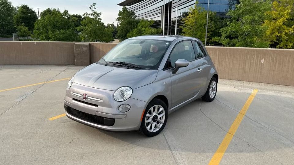 FIAT 500 Compact car rental in Ann Arbor on Turo