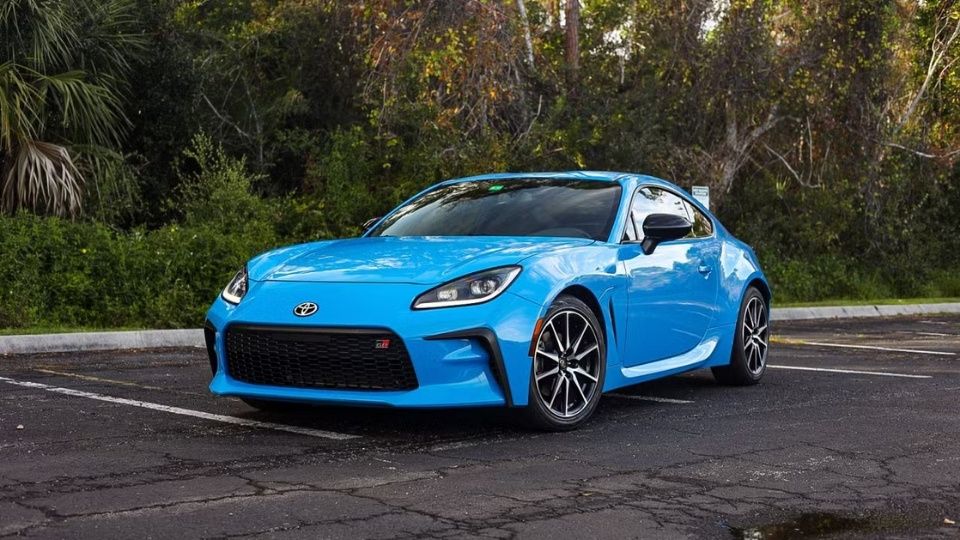Toyota GR86 car rental in Apopka on Turo