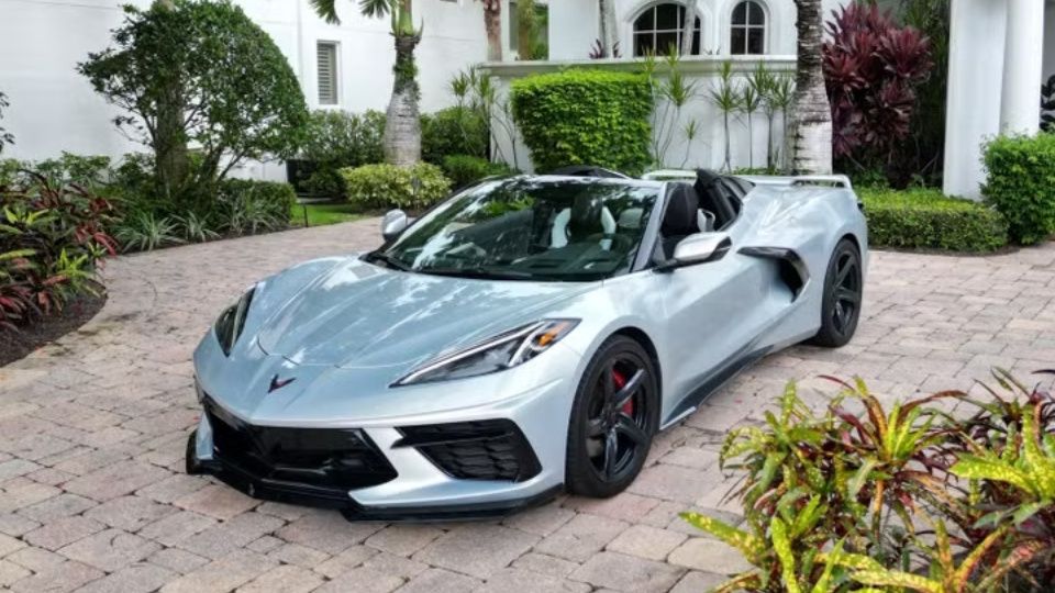 Chevrolet Corvette car rental in Fort Pierce on Turo