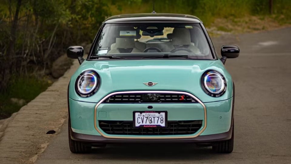 MINI Hardtop 2 car rental in Tracy on Turo