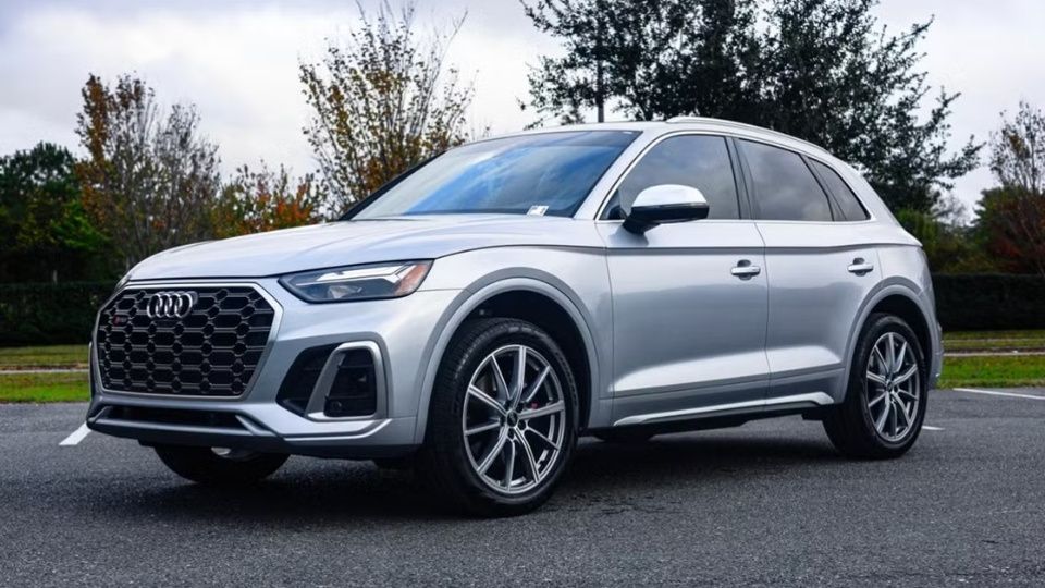 Audi SQ5 SUV car rental in Bossier City on Turo