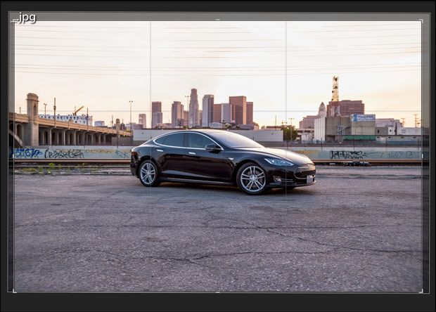 Cropping guidelines around photo of car