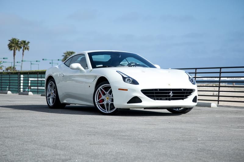 Ferrari California T rental image